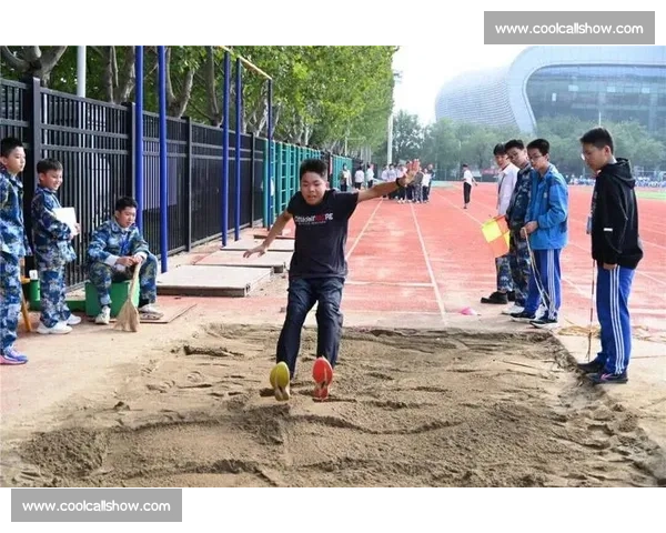 开球仪式精彩瞬间汇聚运动激情点燃全场热烈氛围